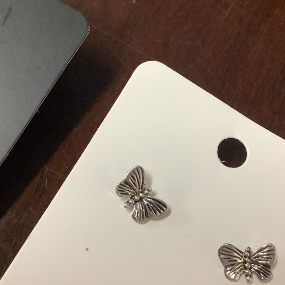 Silver Dangle Earrings and Butterfly Earrings Set - Picture 5 of 5